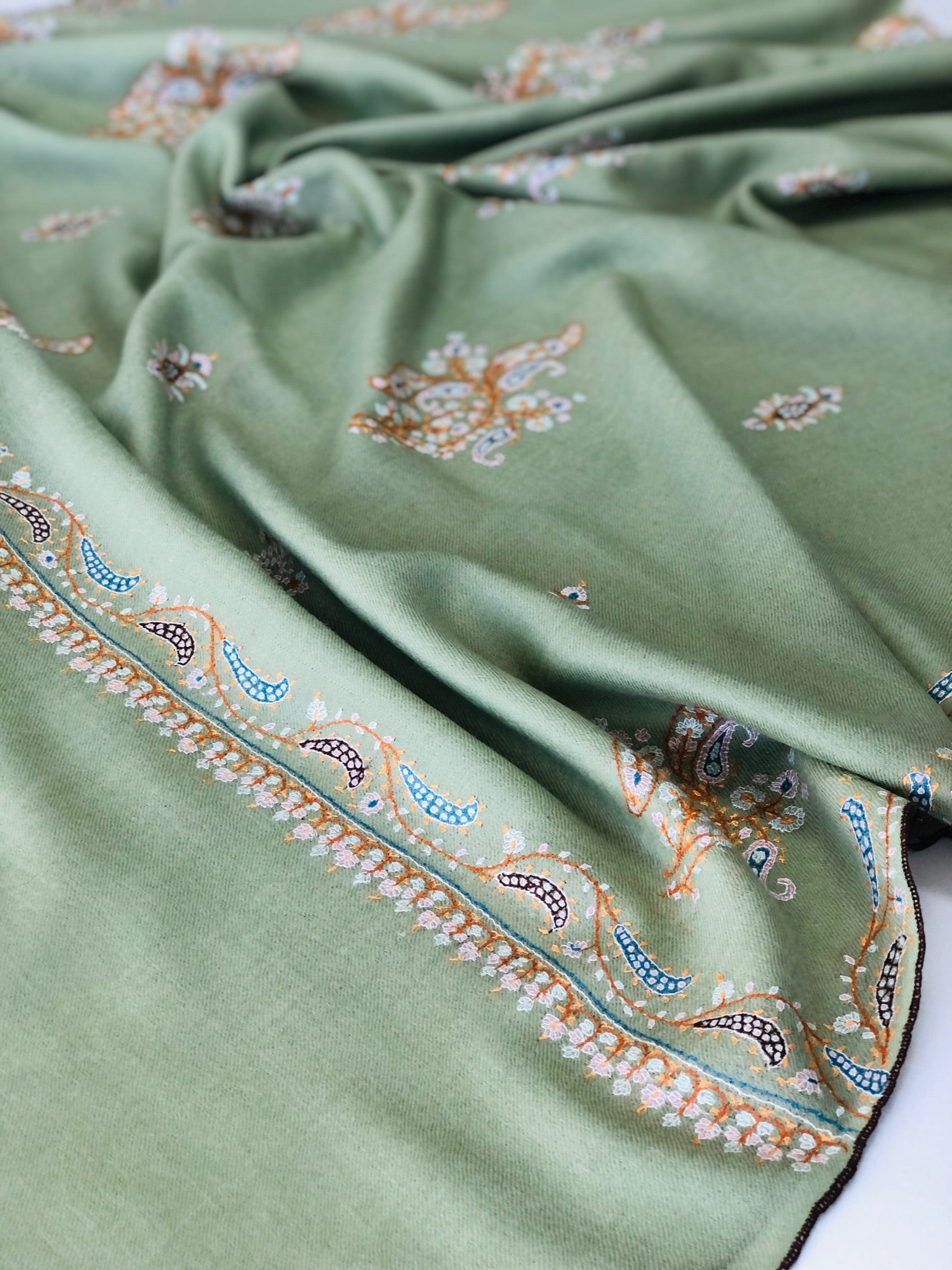 Pea Green Floral Butidar Embroidery Pashmina Shawl