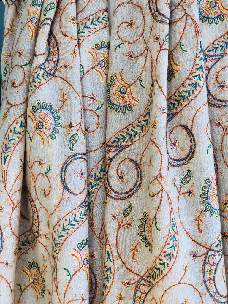 Vintage Ivory White Jamawar Embroidery Pashmina Shawl
