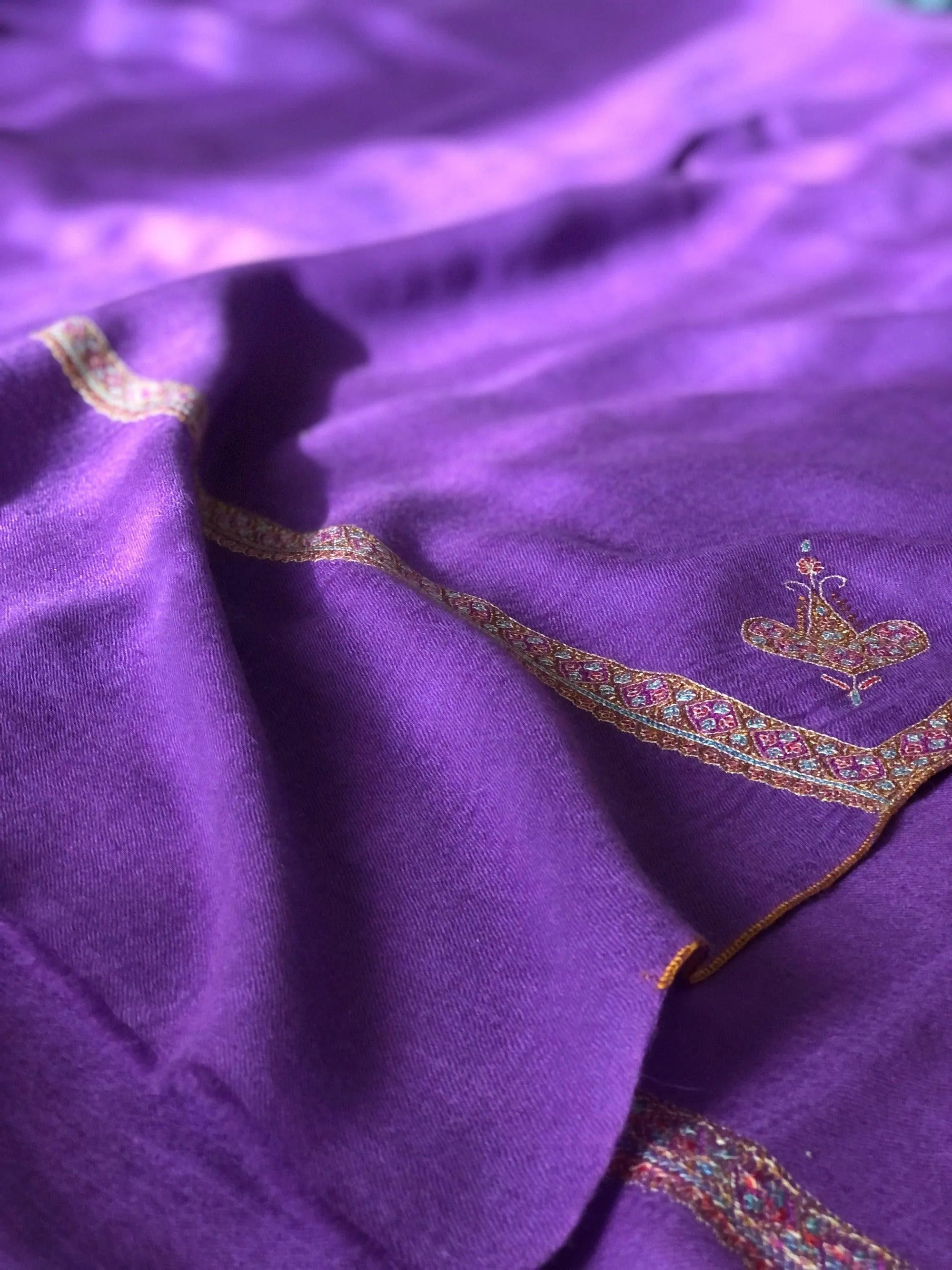 Bright Purple Silk Hashidar Embroidery Pashmina Shawl - the Atelier H