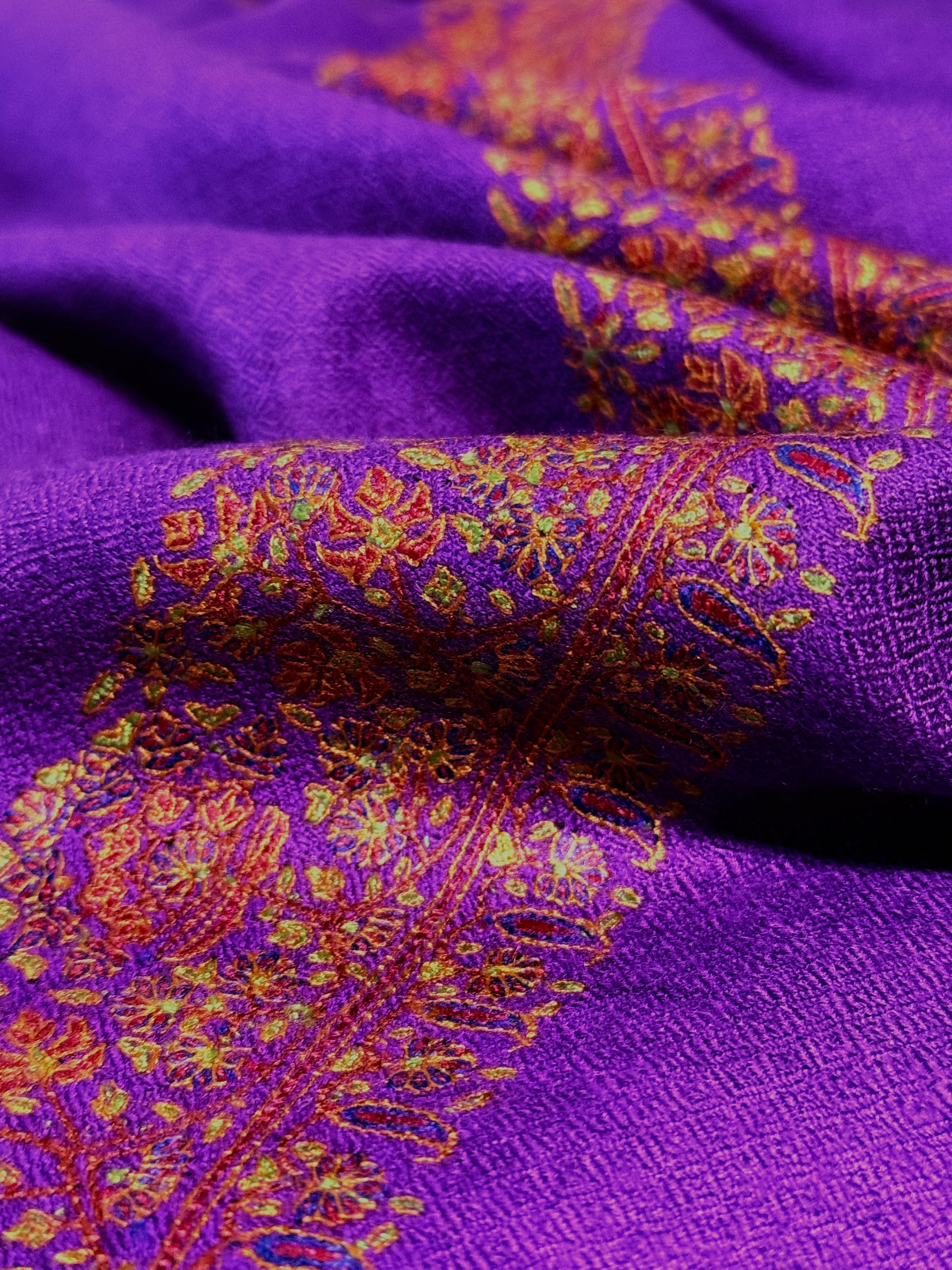 Vintage Fusia Floral Embroidery Pashmina Shawl