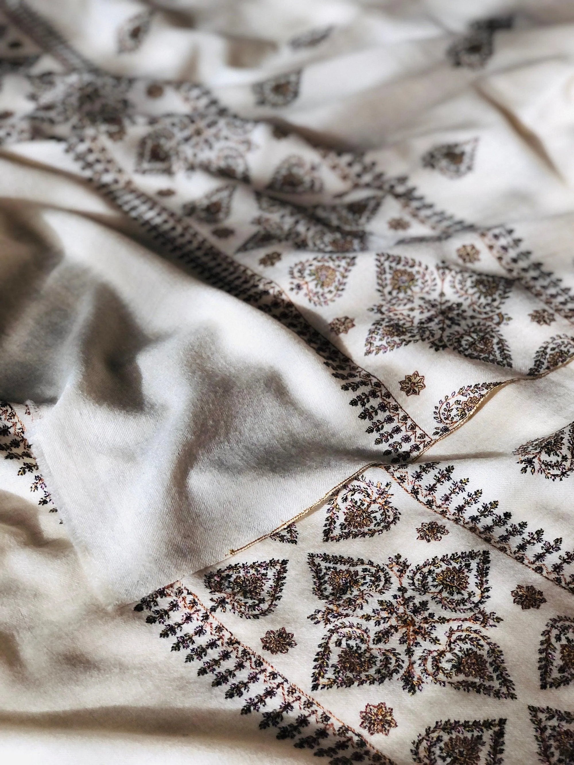 White Palla Design Silk Embroidery Pashmina Shawl - the Atelier H