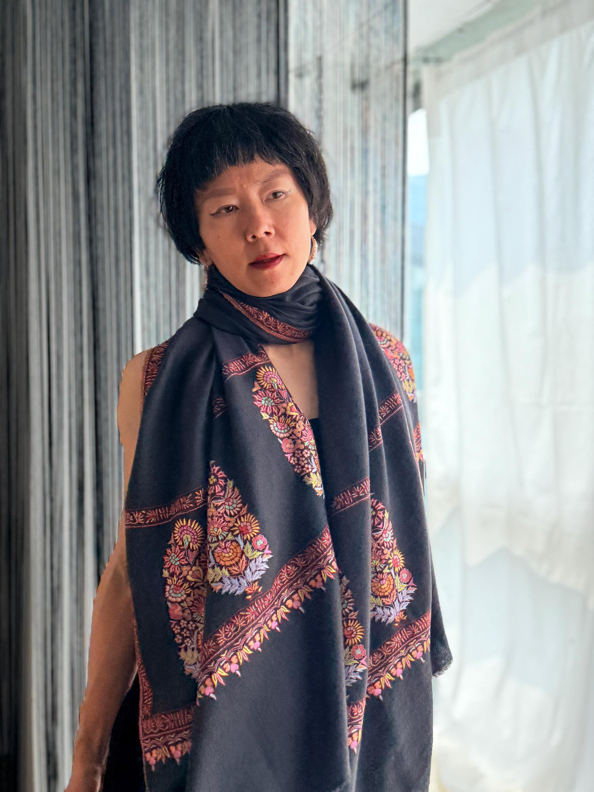 Extra Fine Black Pashmina Shawl with Classic Cone Boteh Design