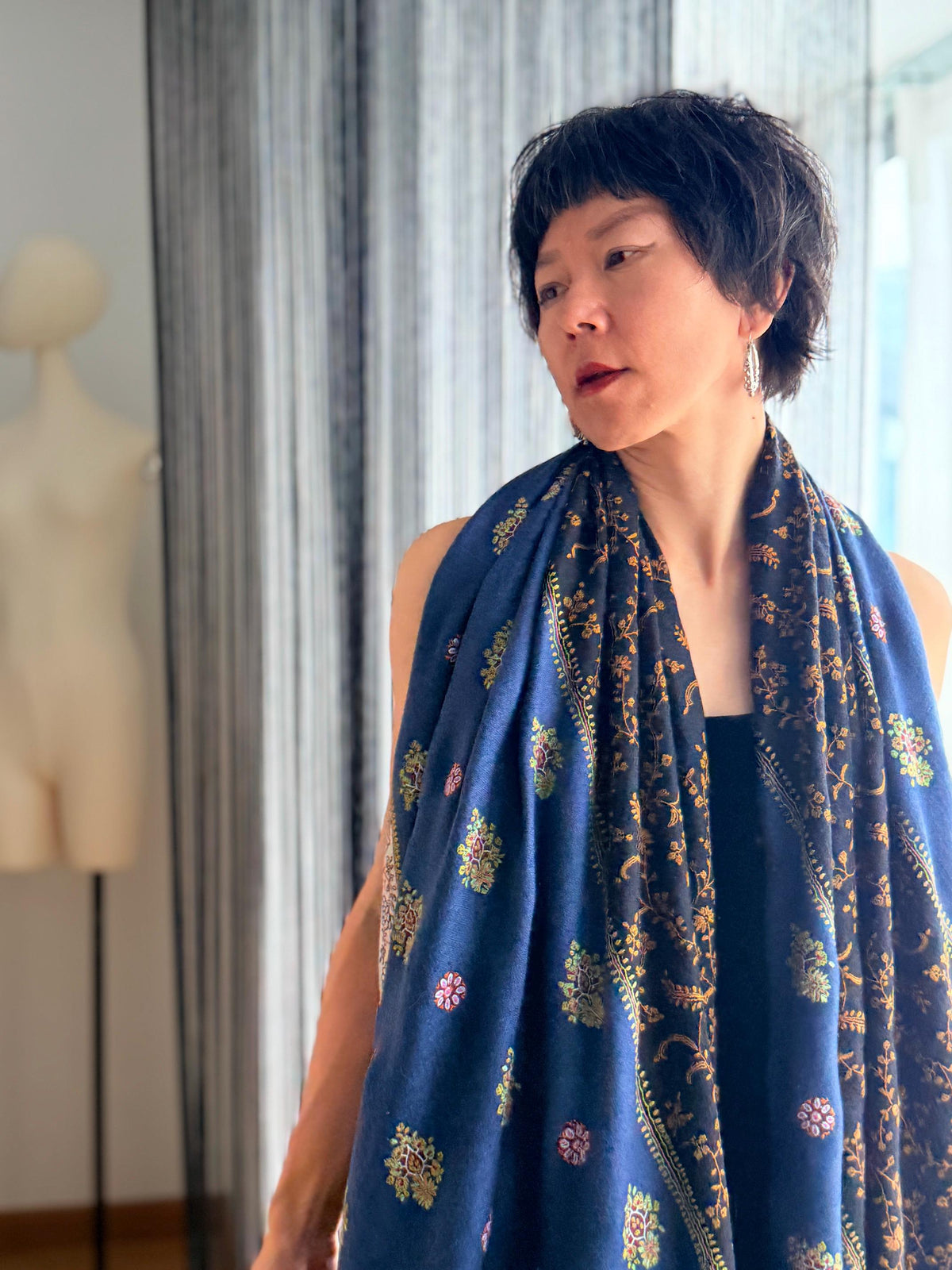 2.5 Yard Buti Design Pashmina Shawl with Intricate Embroidery Details