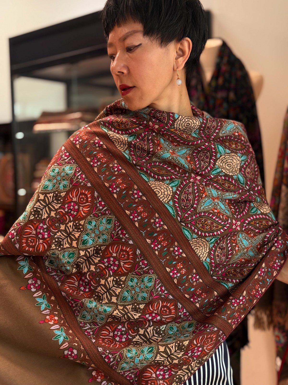 2.5 Yard Floral Design Pashmina Shawl with Exquisite Embroidery Details