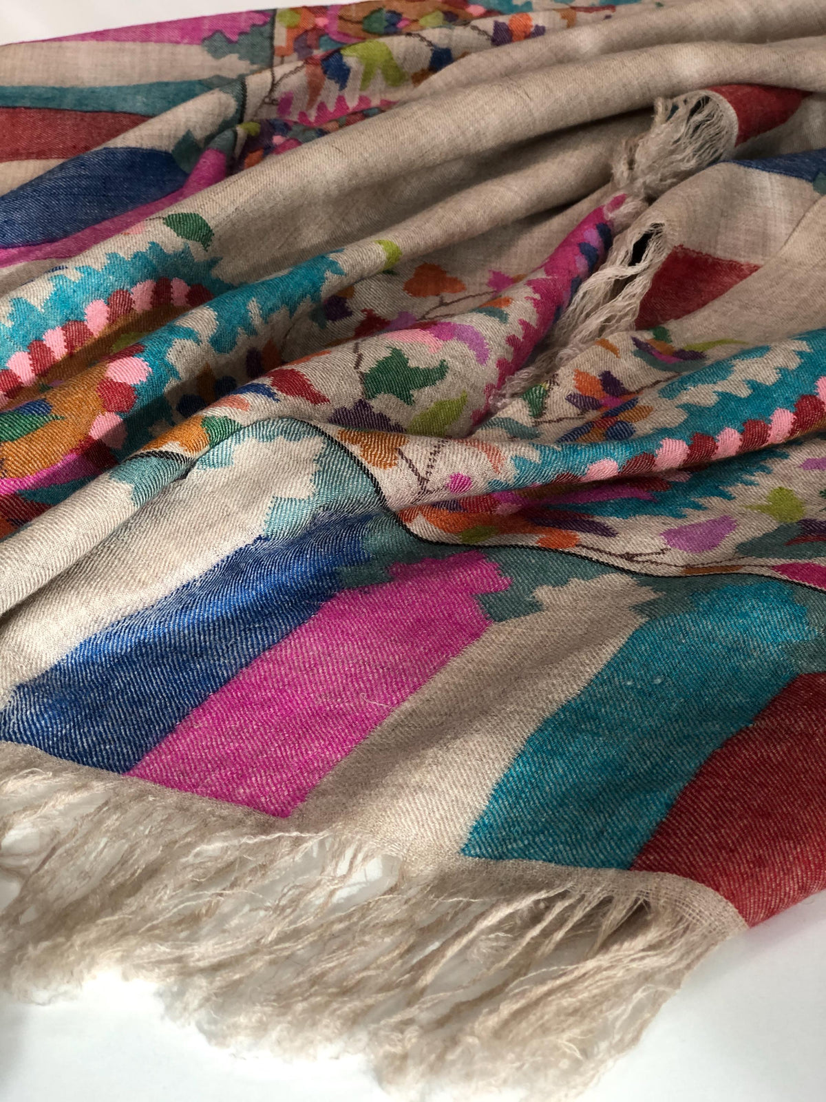 Natural Gray GI Certified Kani Pashmina Shawl with Almond Designs