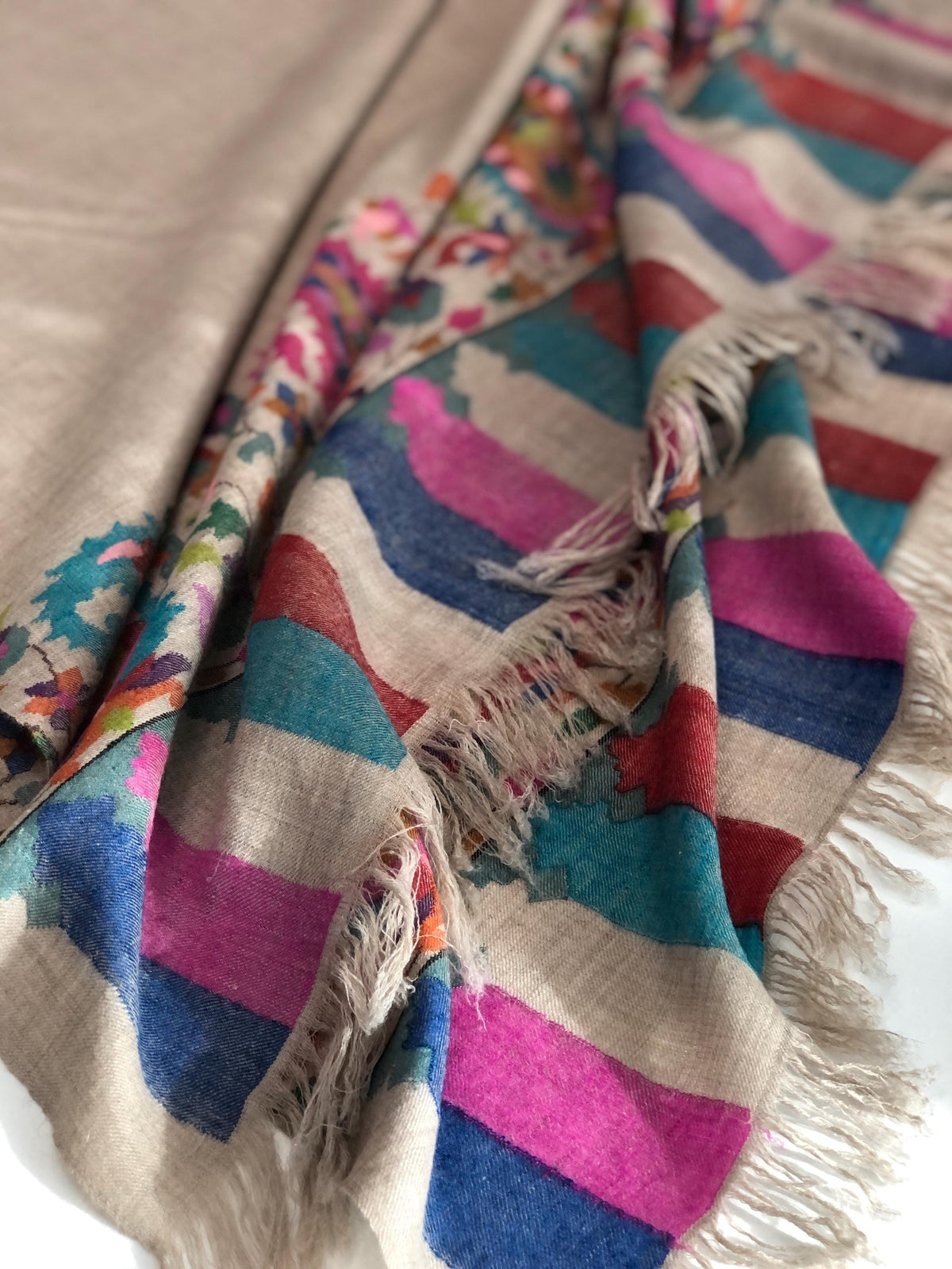 Natural Gray GI Certified Kani Pashmina Shawl with Almond Designs