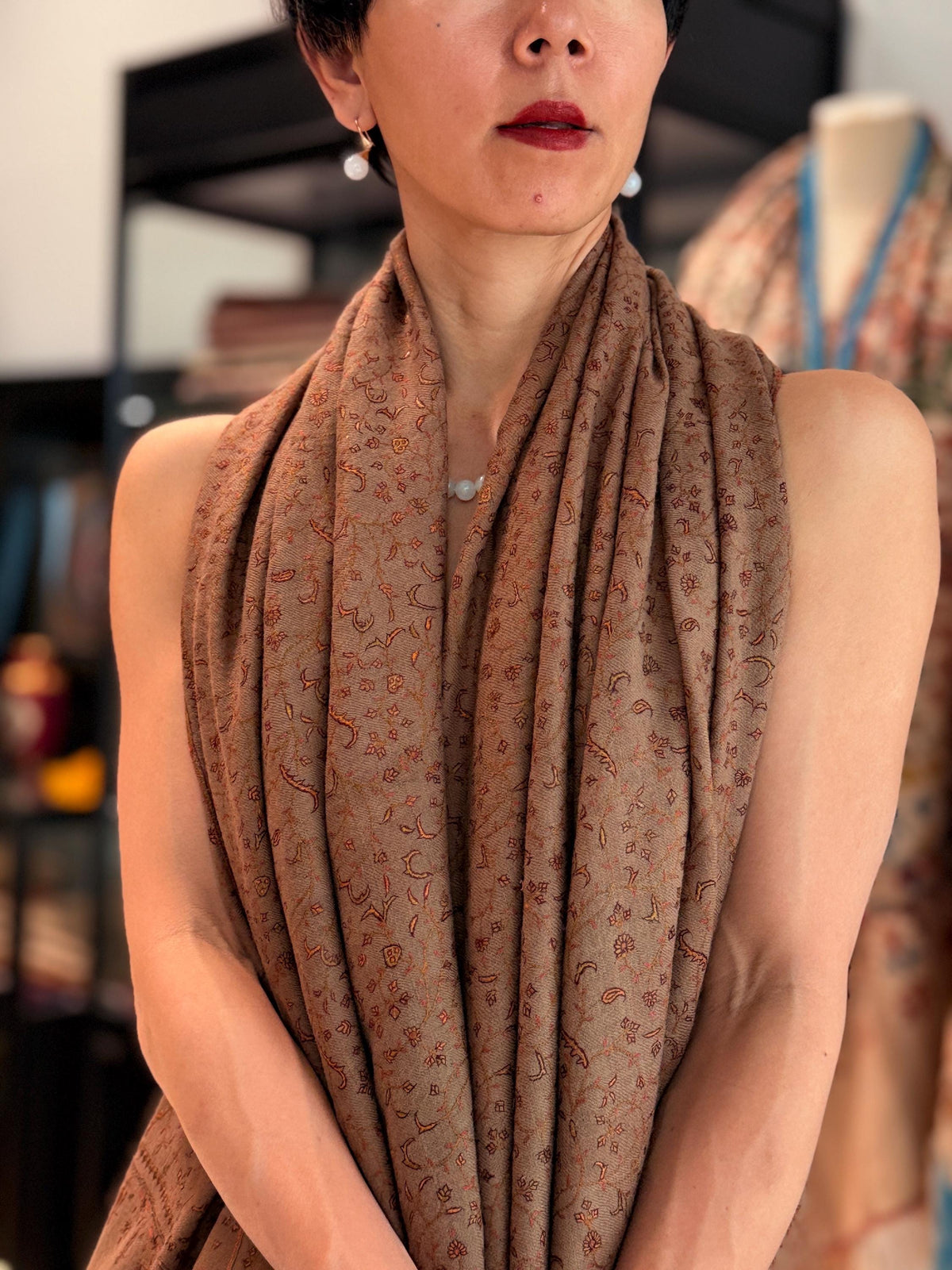 Vintage Dark Brown Silk Embroidery Pashmina Shawl with Exquisite Embroidery Details