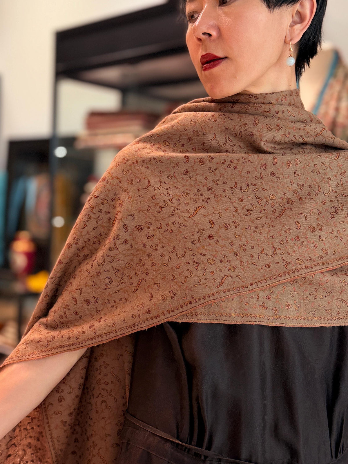 Vintage Dark Brown Silk Embroidery Pashmina Shawl with Exquisite Embroidery Details