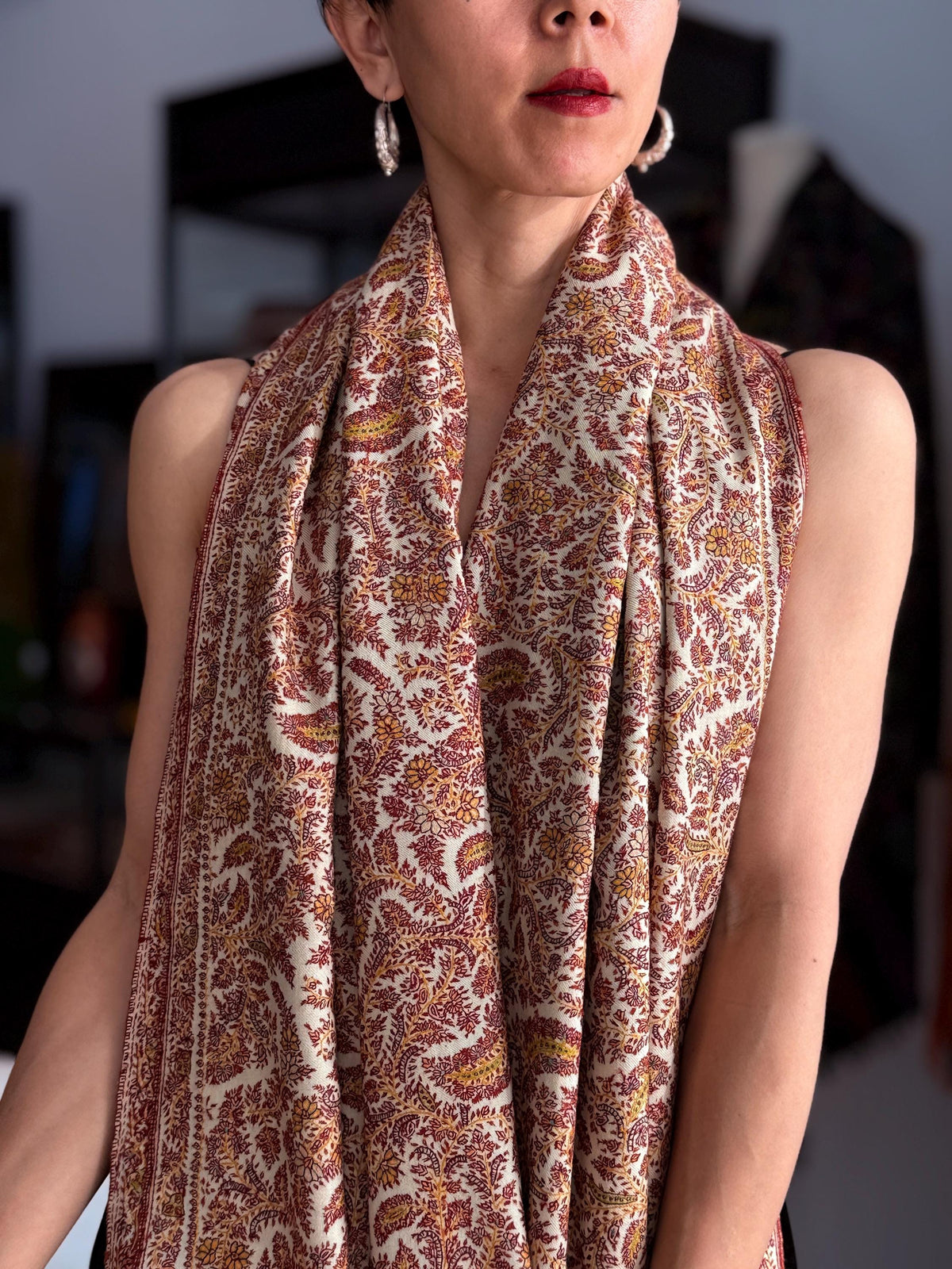 Handspun Ivory Paisley Design Pashmina Shawl with Intricate Embroidery Details