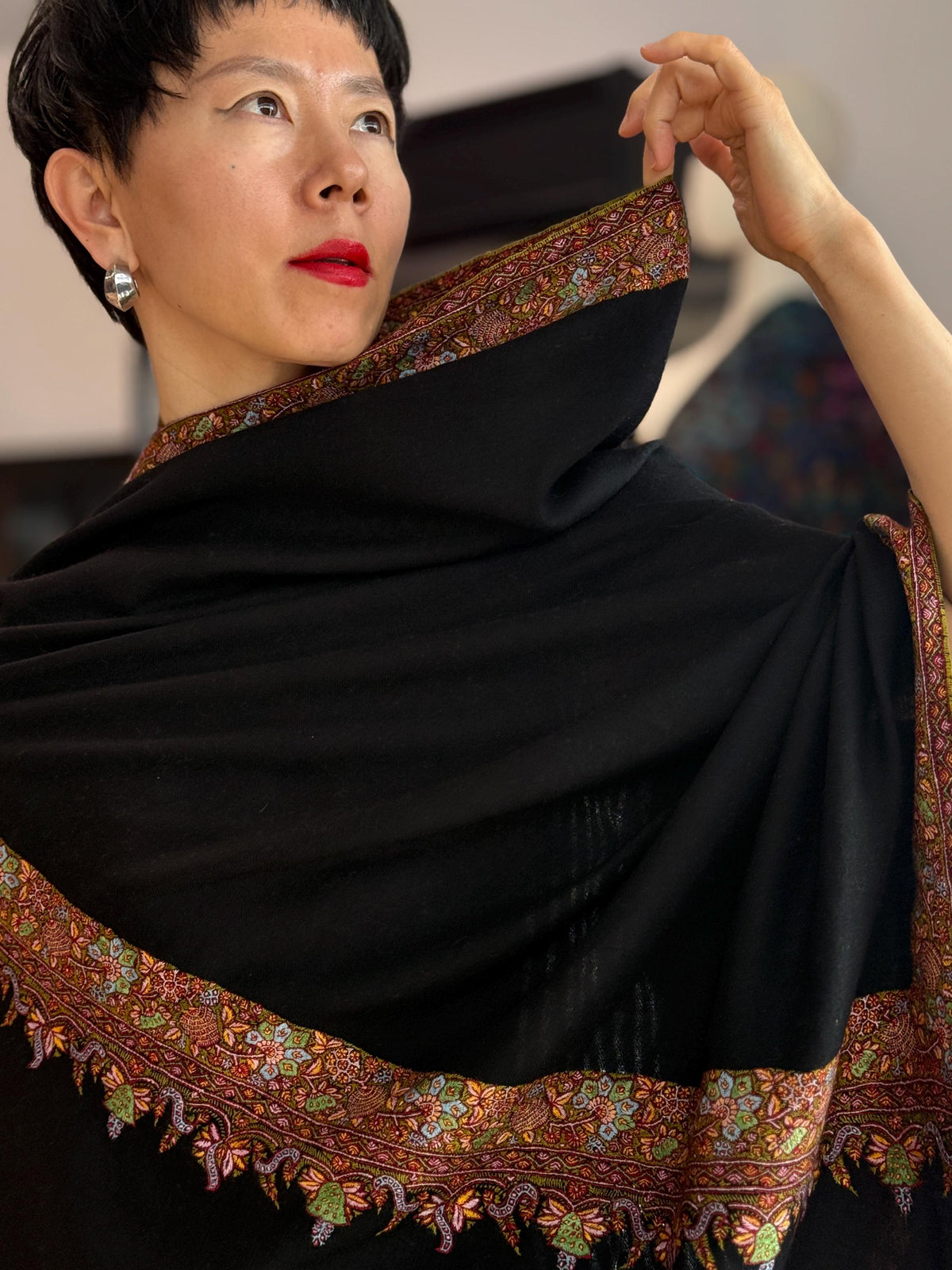 Elegant Black Dhoor Design Pashmina Shawl with Intricate Embroidery Details