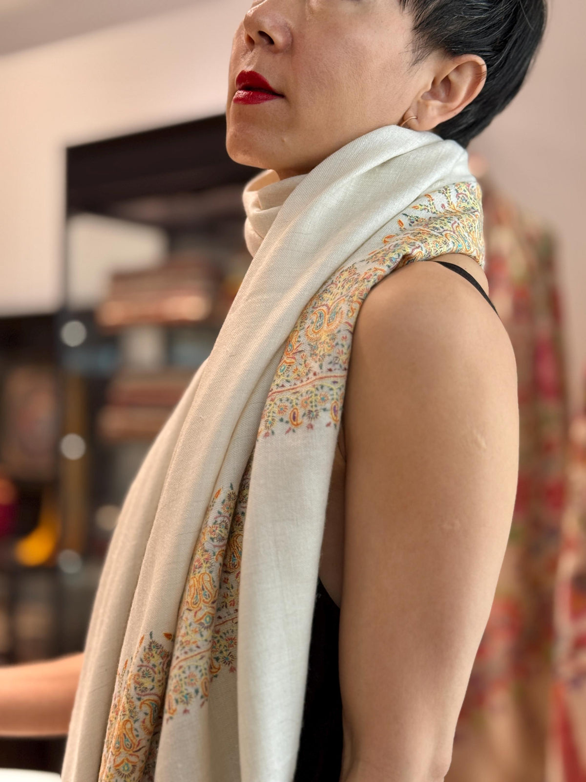 Ivory Dhoor Embroidered Pashmina Shawl with Exquisite Embroidery Details