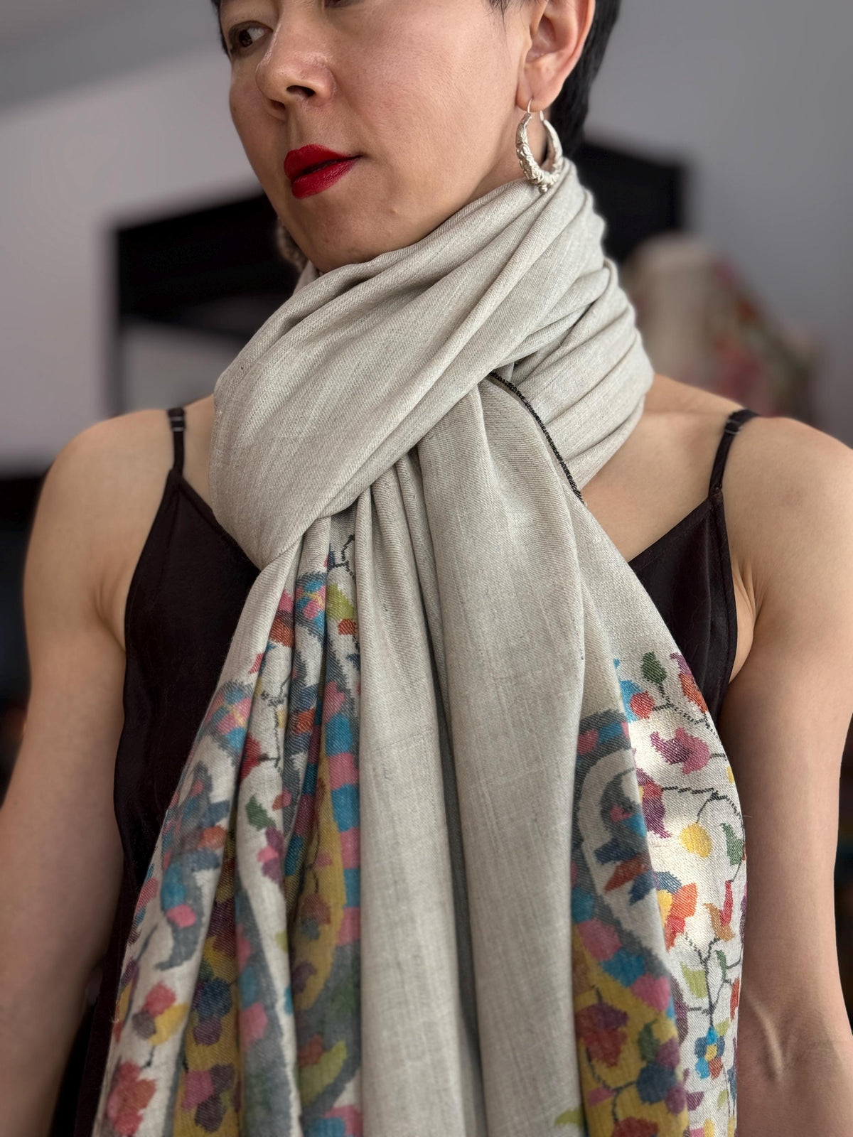 3 Yard Paisley Design Kani Pashmina Shawl with Intricate Handloom Weaving Details