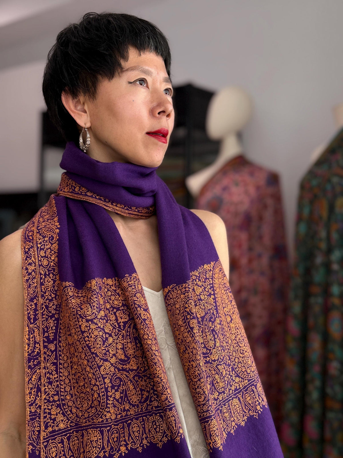 Bright Purple Paisley Pashmina Shawl with Intricate Embroidery Designs