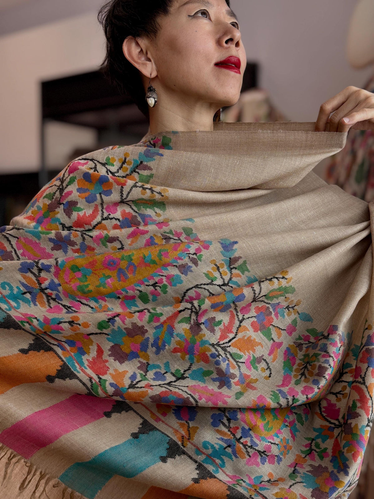 Extra Fine Designer Kani Palla Pashmina Shawl with Almond Designs