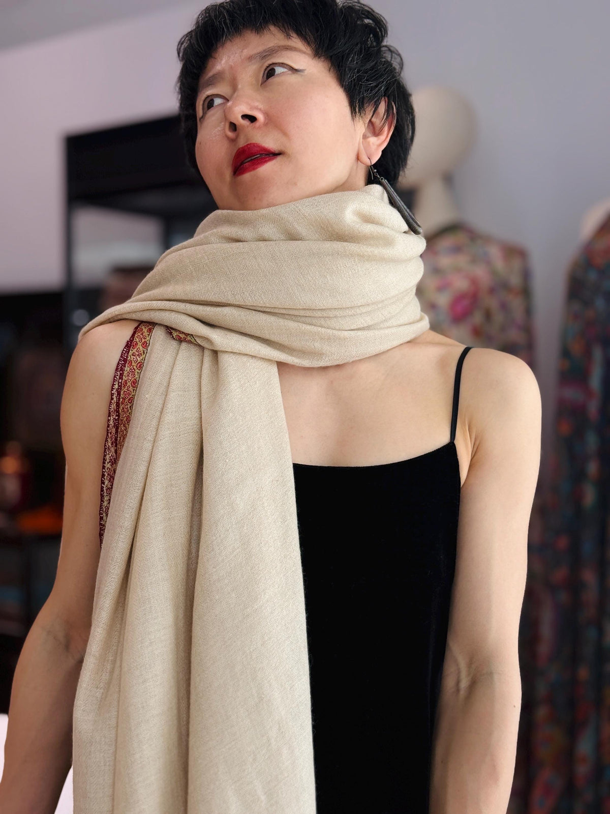 3 Yard Ivory Handspun Hashia Embroidered Pashmina Shawl with Fine Embroidery Details