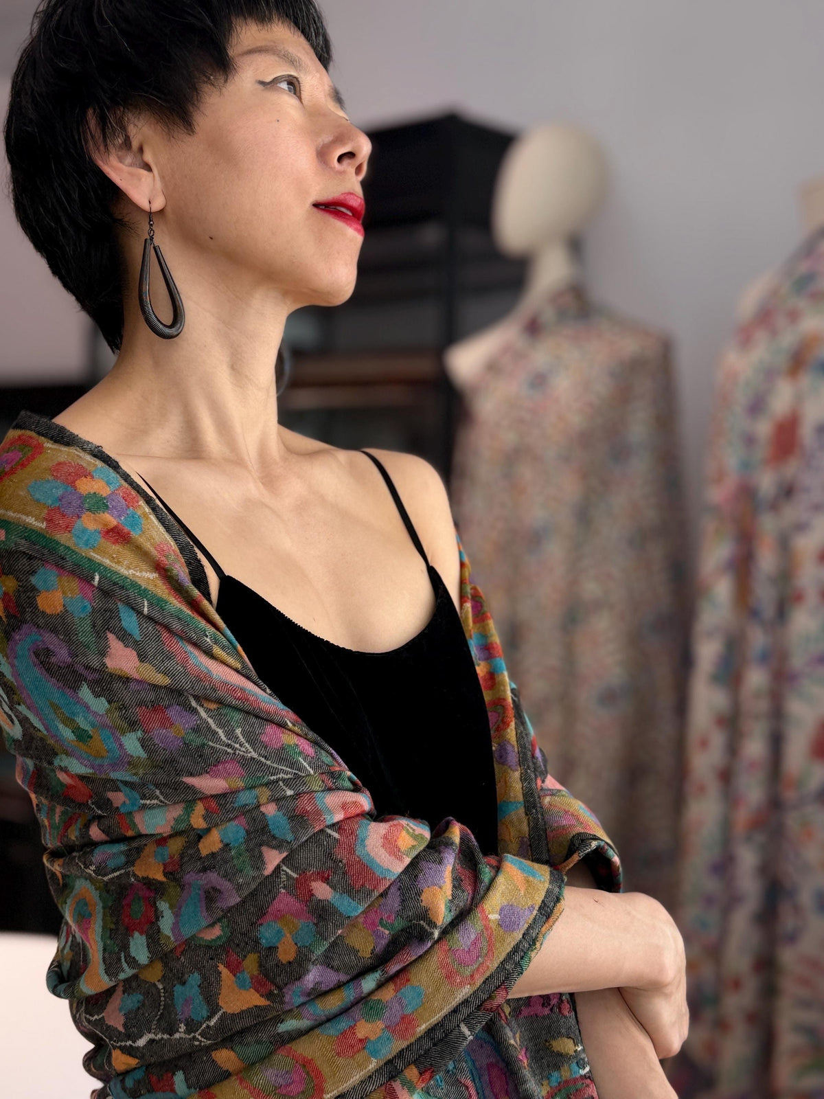 90s Vintage Black Kani Pashmina Shawl: Handwoven Batam Design, Ladak Pashmina, 135x270cm