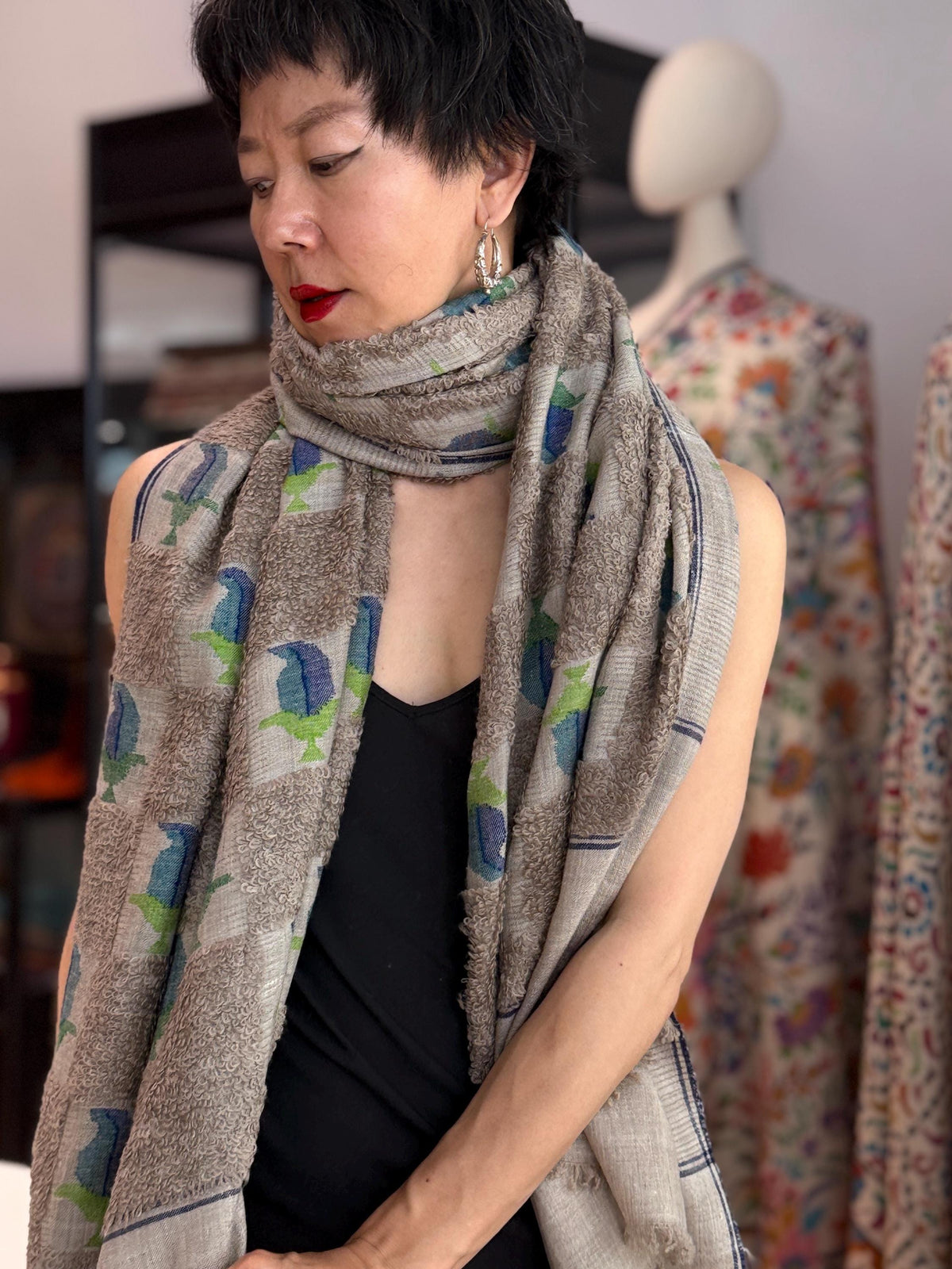 Gray Almond Design Towel Kani Pashmina with Elegant Check Patterns