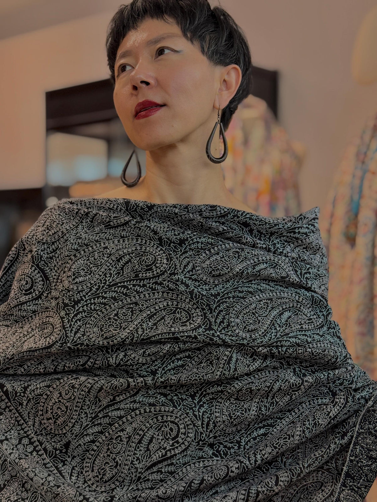 2.5 Yard Black Paisley Design Pashmina Shawl with Elegant Embroidery Details