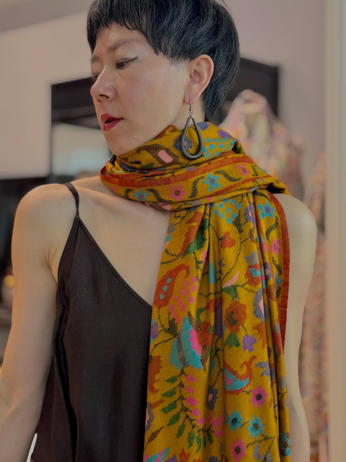 Golden Handspun Kani Pashmina Shawl with Intricate Floral Designs | New Arrival