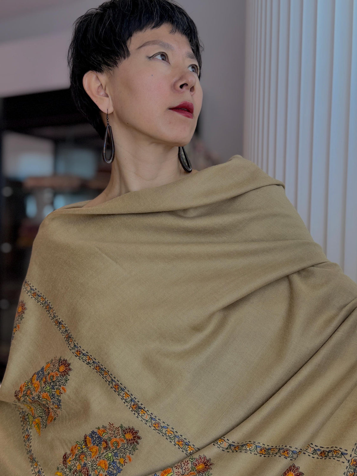 Kalki Cone Boteh Silk Embroidered Pashmina Shawl with Intricate Design Details