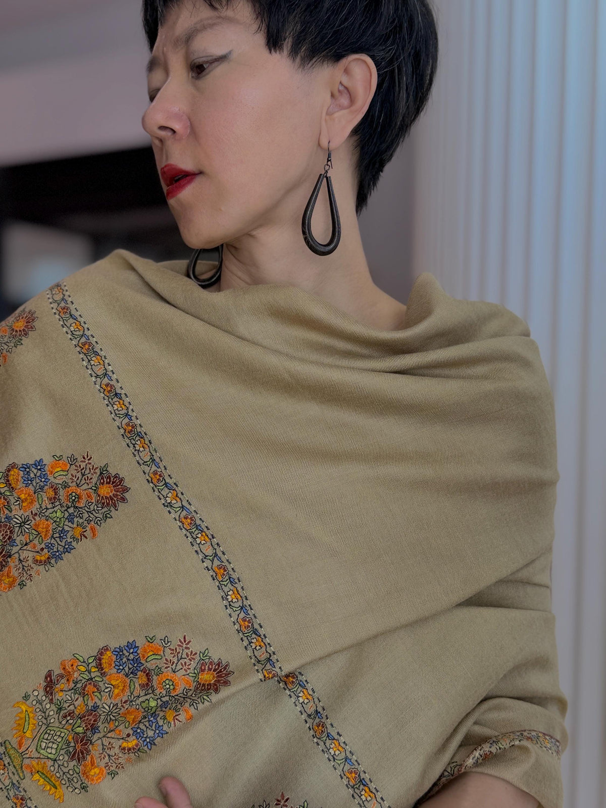 Kalki Cone Boteh Silk Embroidered Pashmina Shawl with Intricate Design Details
