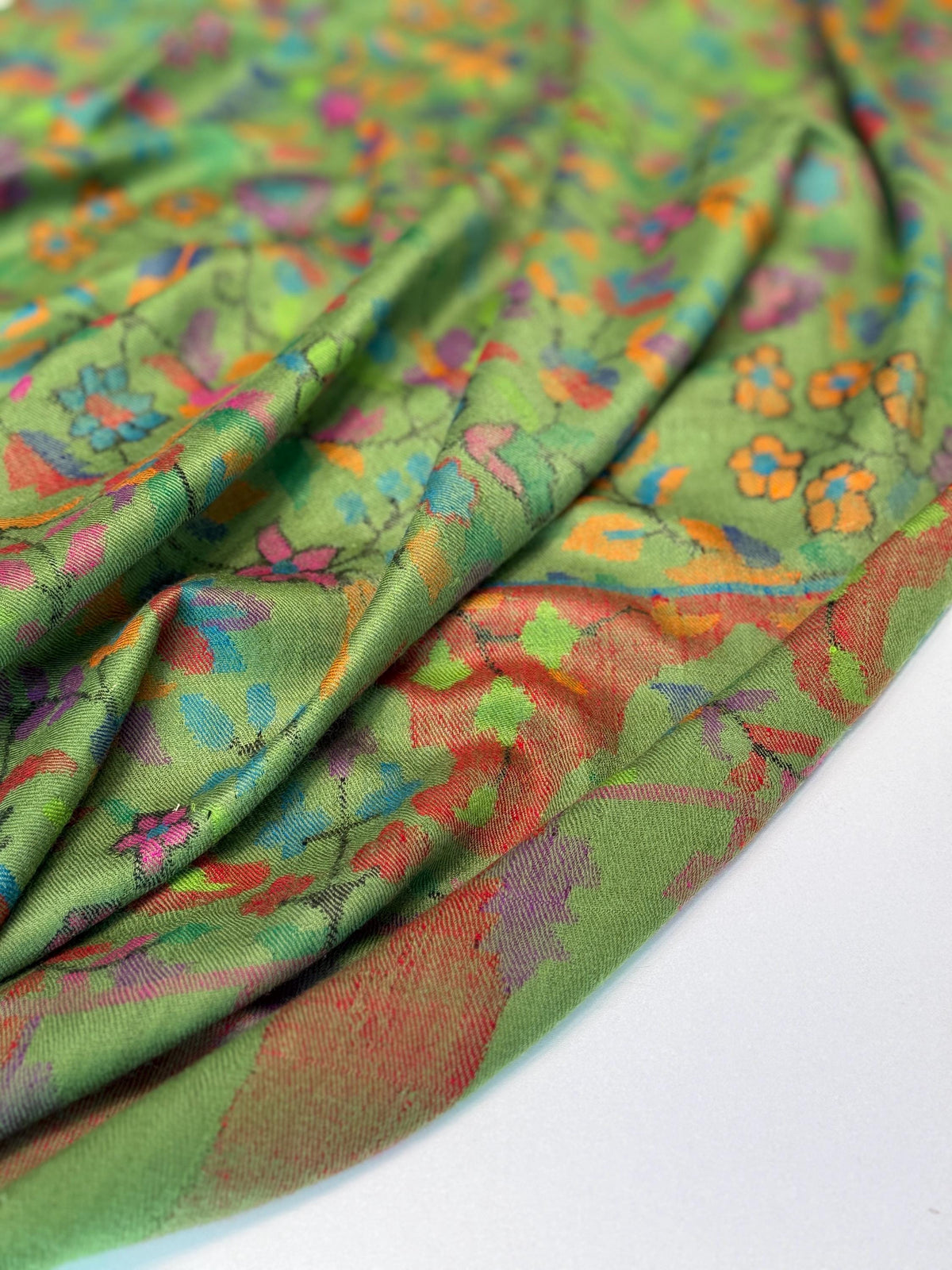 Emerald Green Floral Design Kani Pashmina Shawl with Intricate Weaving Details