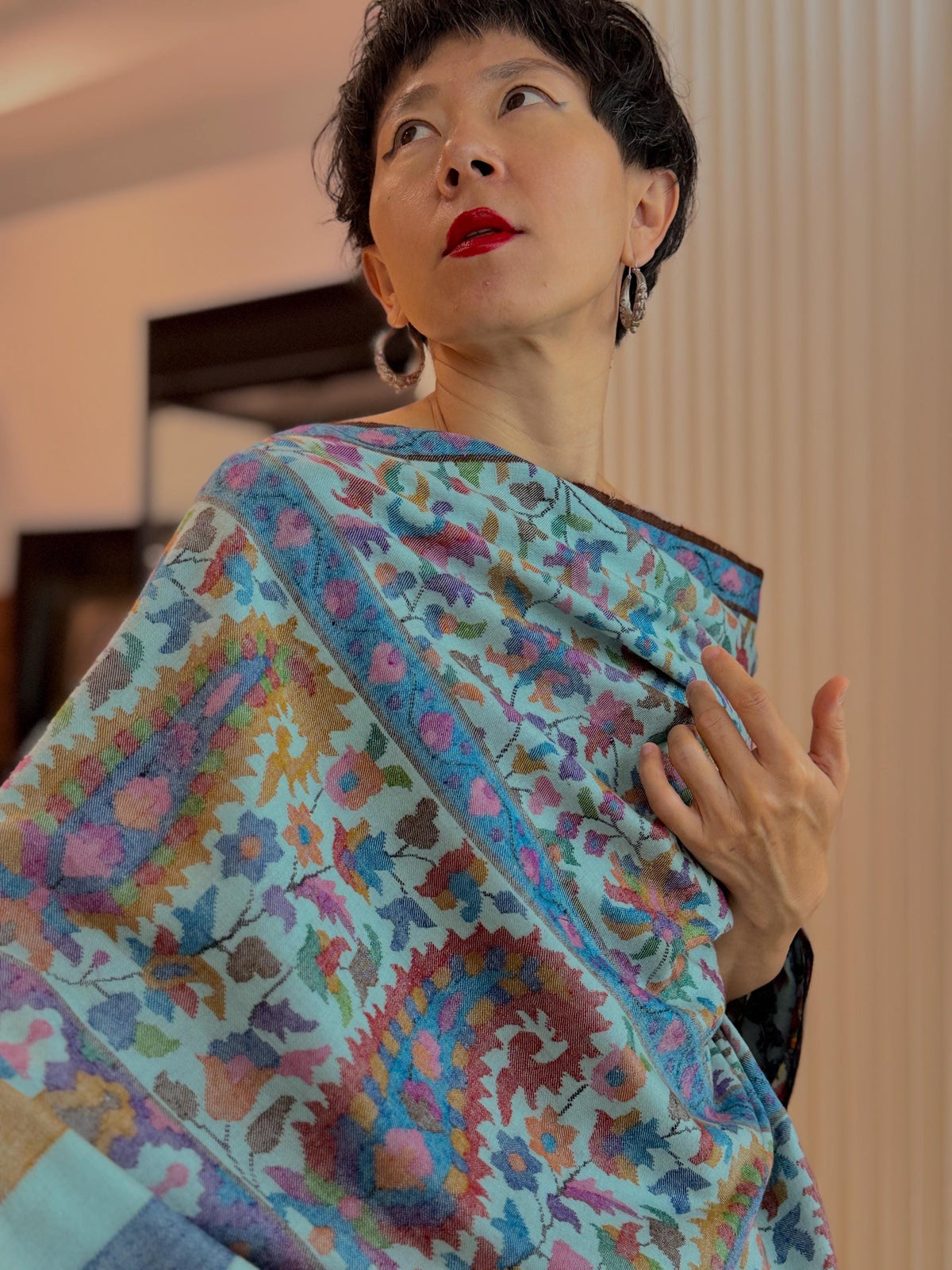 2.5 Yard Turquoise Handspun Kani Pashmina Shawl with Intricate Floral Designs | New Arrival
