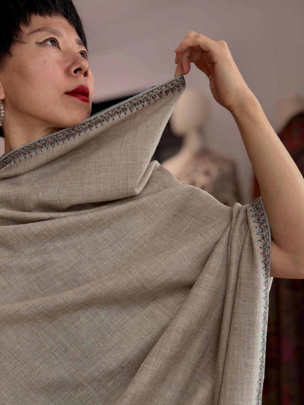 Natural Hashia Embroidered Pashmina Shawl with Intricate Koonj Design