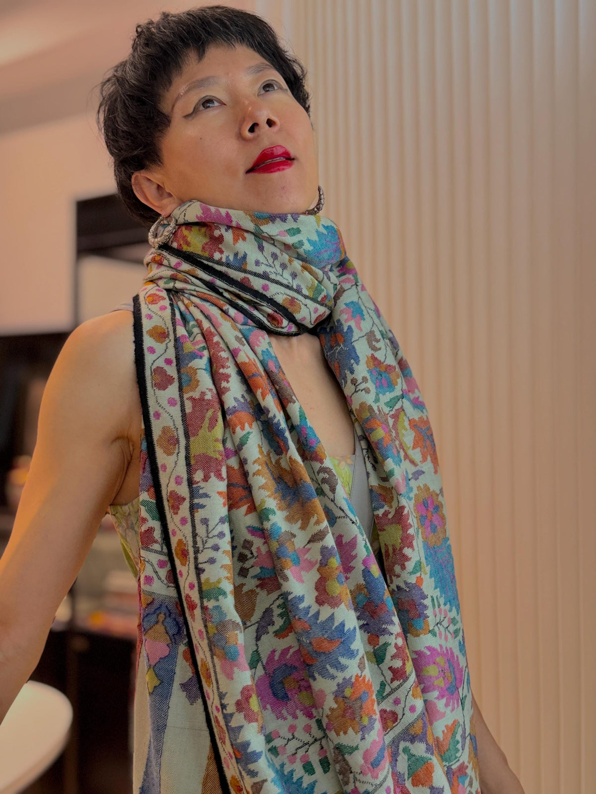 Turquoise Handwoven Kani Pashmina Shawl with Intricate Leaf Designs | New Arrival