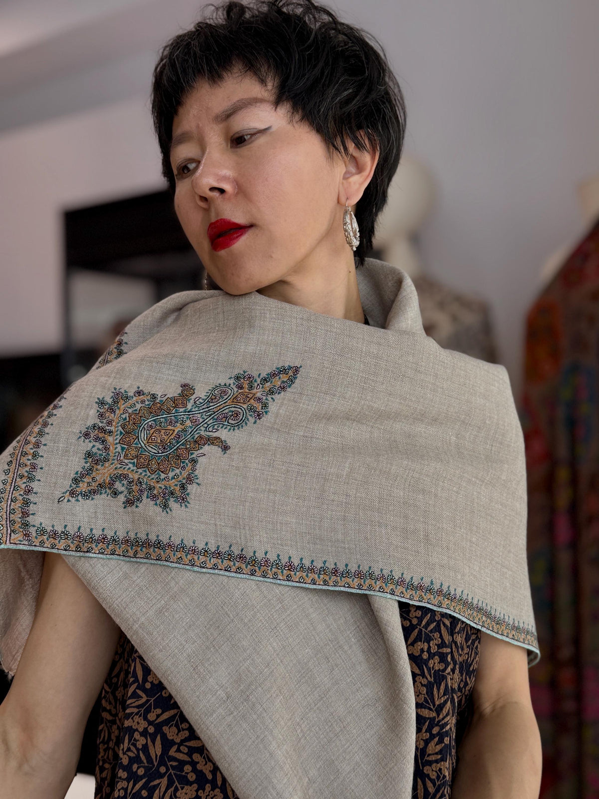 Natural Hashia Embroidered Pashmina Shawl with Intricate Koonj Design