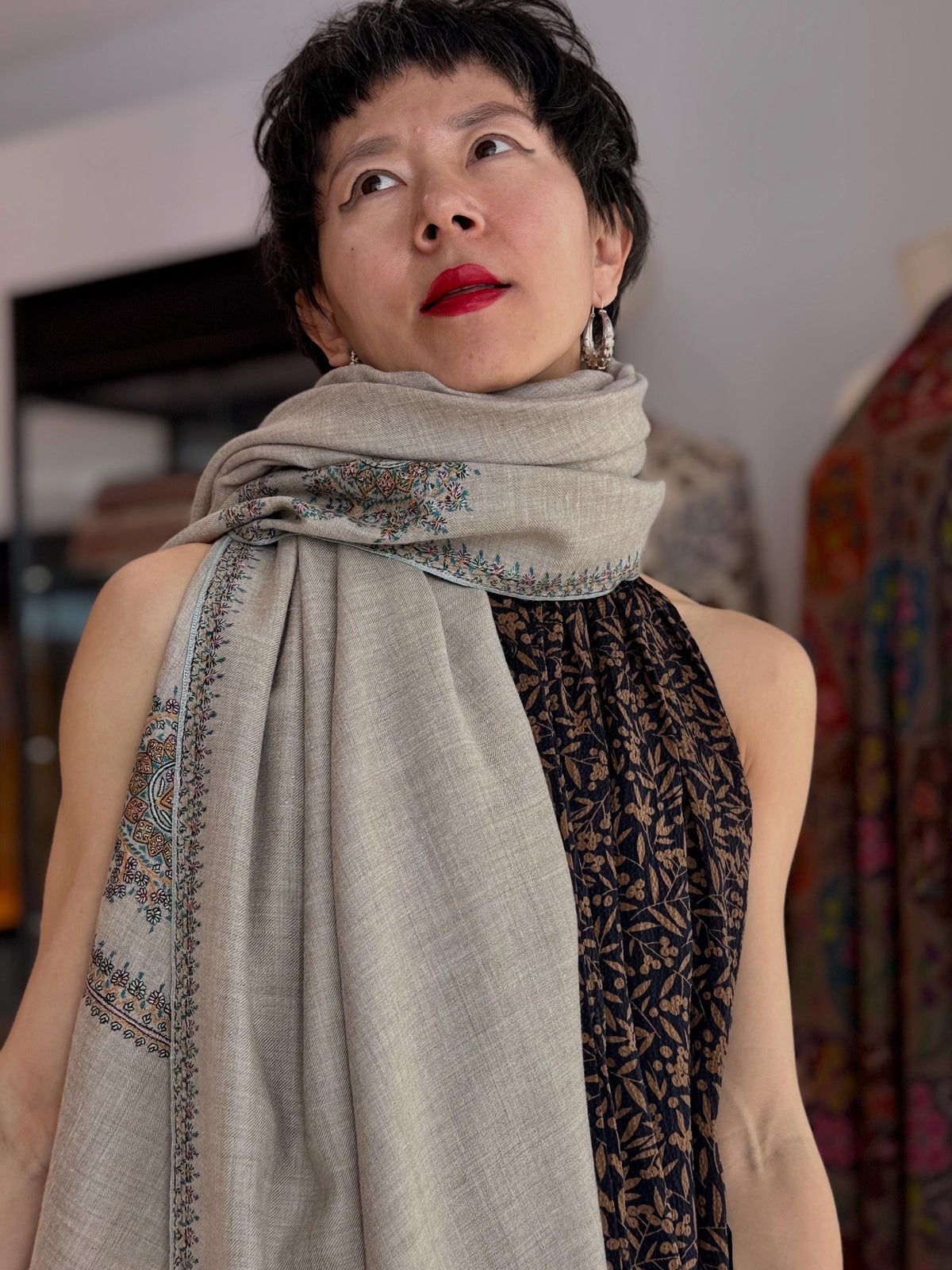 Natural Hashia Embroidered Pashmina Shawl with Intricate Koonj Design