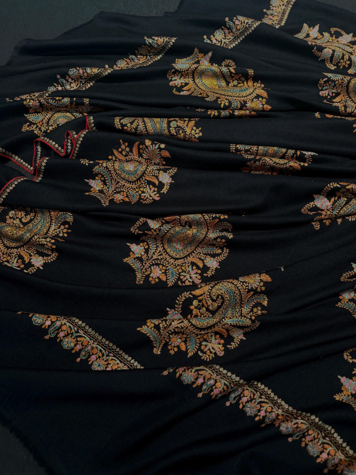 Exquisite Black Batam Embroidered Pashmina Shawl