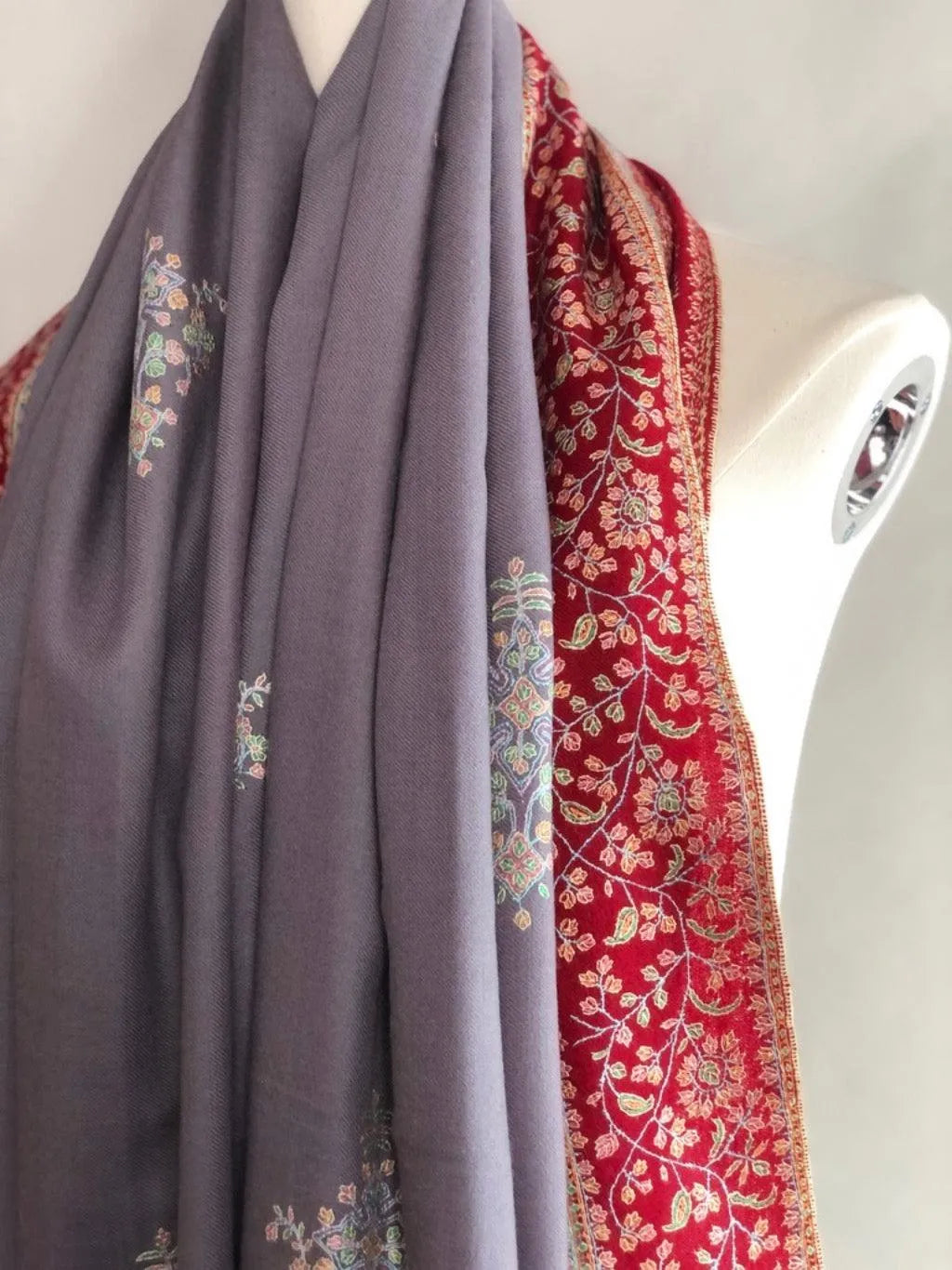 Elegant Gray Embroidery Pashmina Shawl - the Atelier H