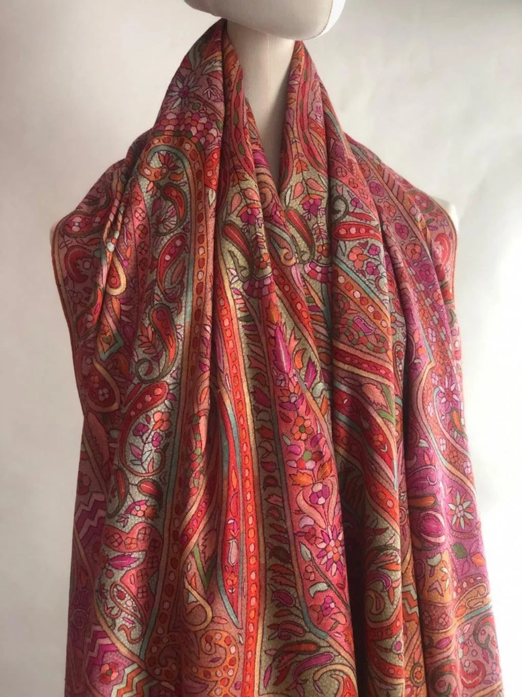 Dancing Almond Design Sozni Jamawar Embroidery Pashmina Shawl - the Atelier H