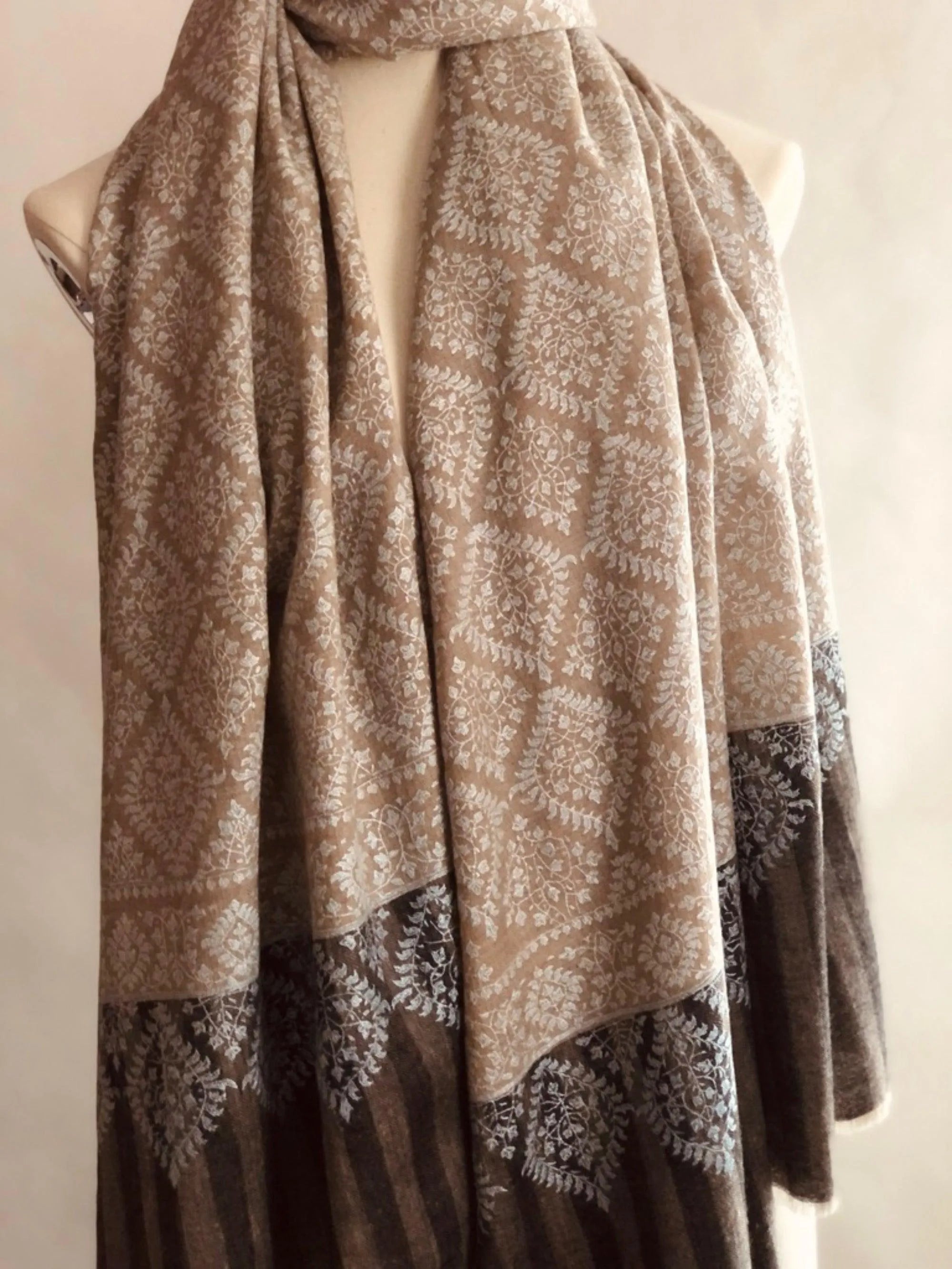 Beige Sozni Jamawar Pashmina Shawl Diamond Design - the Atelier H