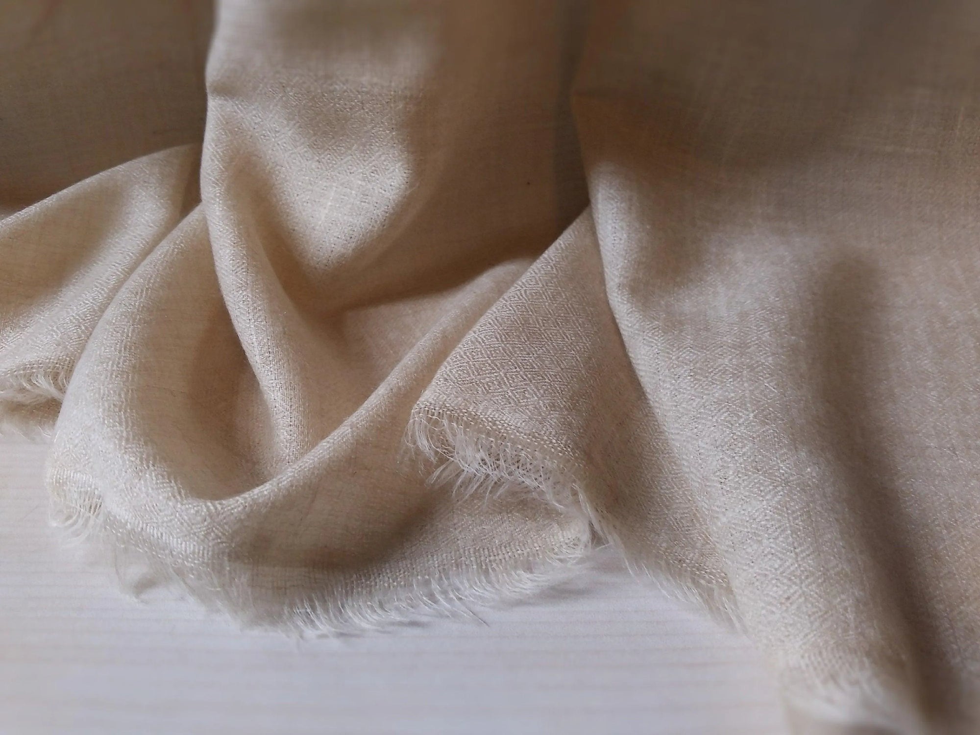 Natural White Handmade Plain Pashmina Shawl - the Atelier H