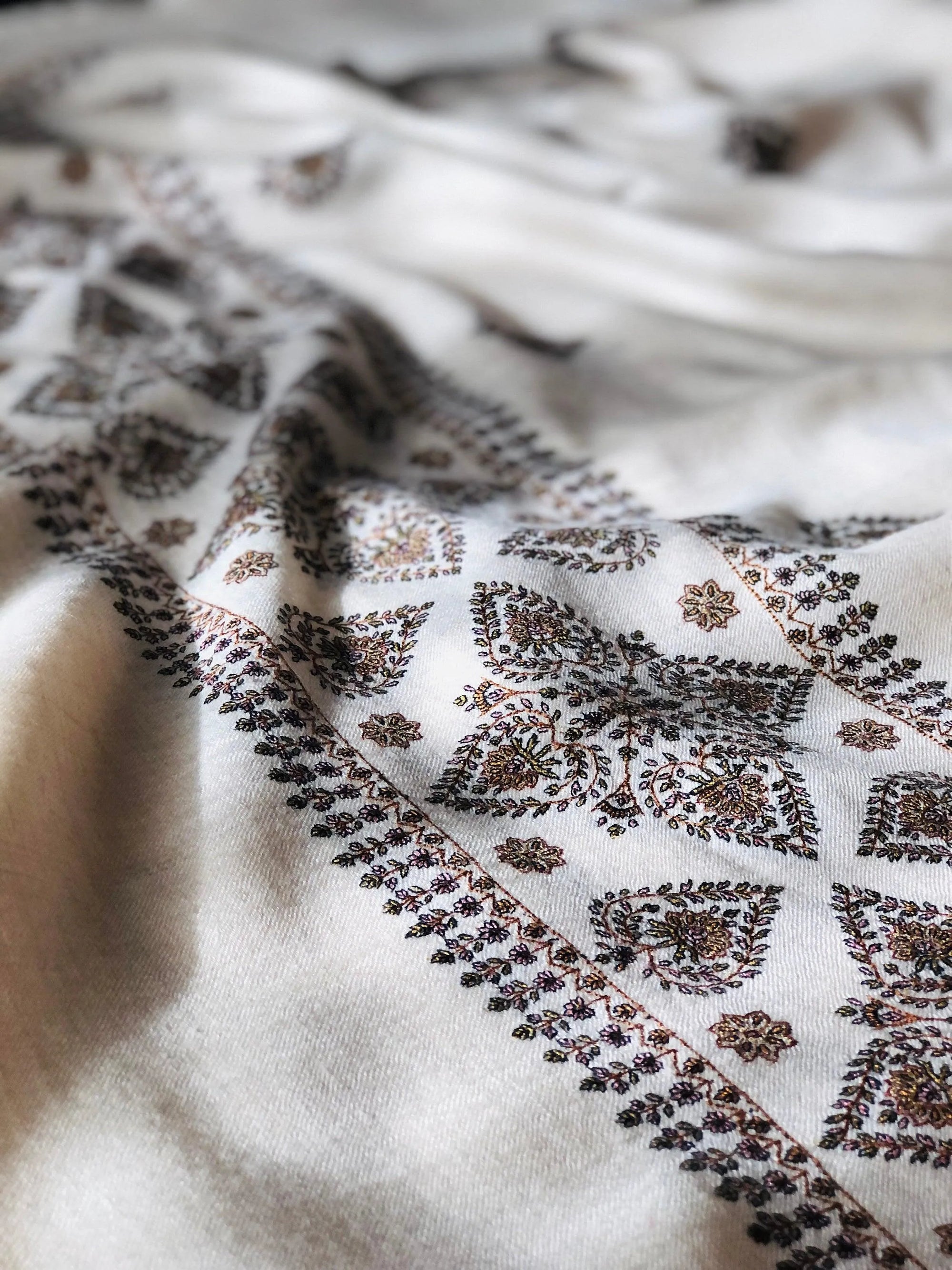 White Palla Design Silk Embroidery Pashmina Shawl - the Atelier H